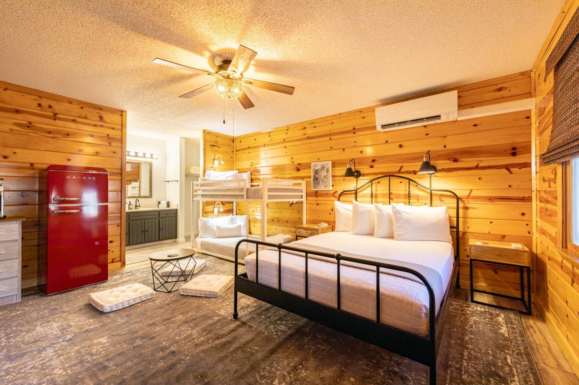 Вилла Mount Mitchell Eco Retreat Busick Экстерьер фото