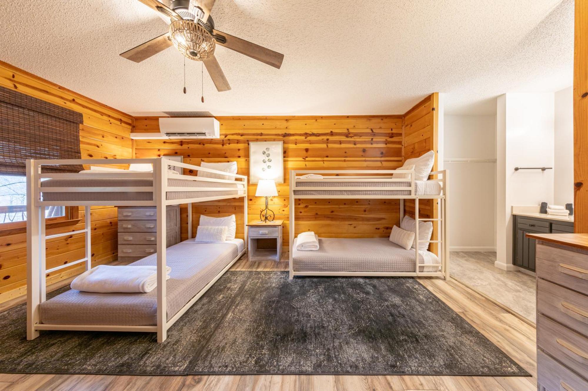 Вилла Mount Mitchell Eco Retreat Busick Экстерьер фото